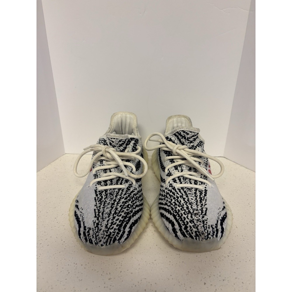 Adidas Yeezy Boost 350 V2 Low Zebra Size 5.5 Kanye West Sneakers